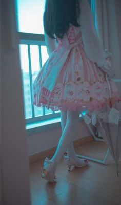 久久免费精品_高清在线观看完整版